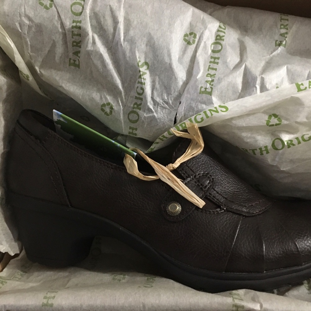 Earth Origins Rosario Brown Loafers